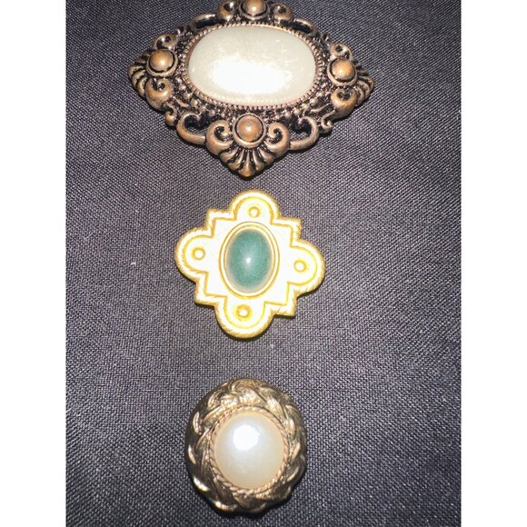 Bundle of 4 vintage gold tone multicolor cabochons random button covers - Picture 3 of 6